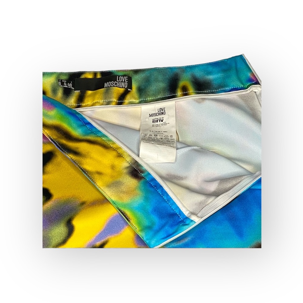 new Love Moschino ❤︎ Time Warp Psychedelic Tie Dye Print Mini Skirt ❤︎ Size 4 - Picture 10 of 17